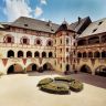 Schloss_Tratzberg_Renaissance_Innenhof.jpg